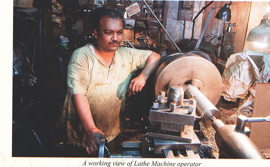 A working view of lathe machine operator